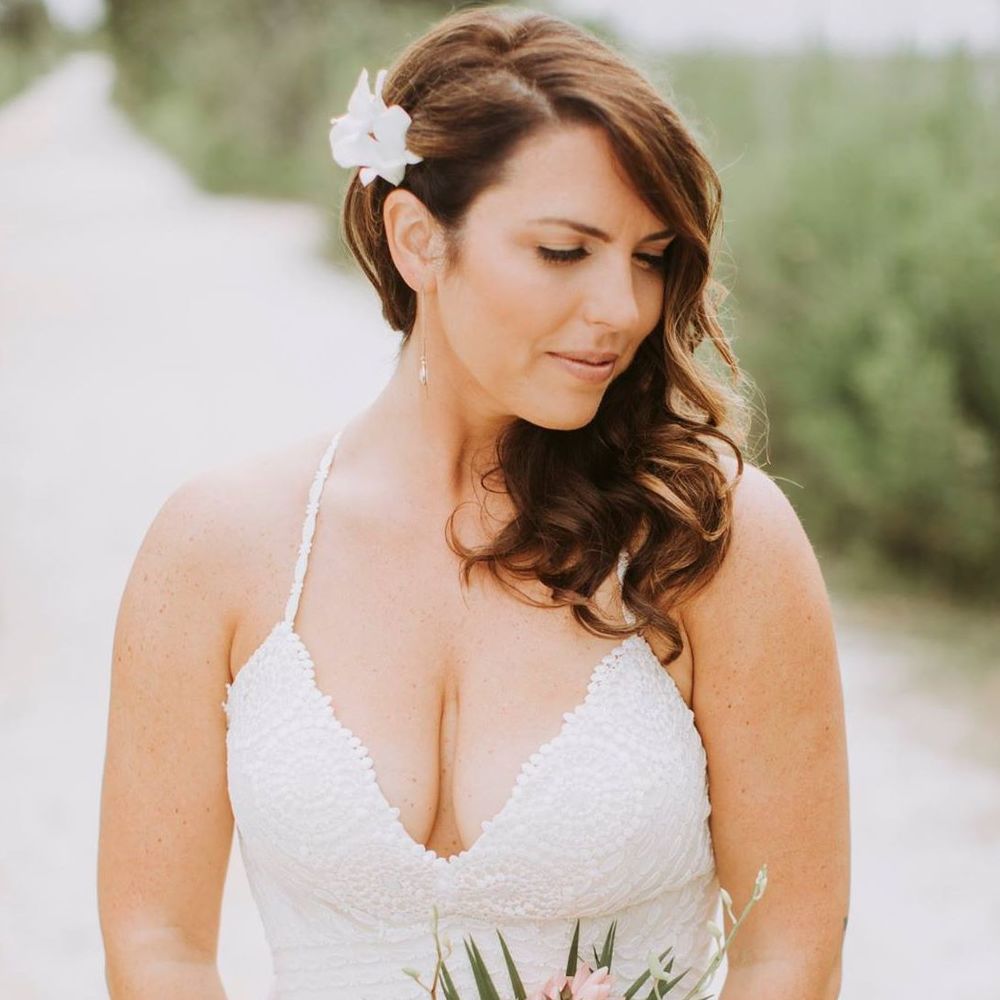 Meet your Posher, Hallie